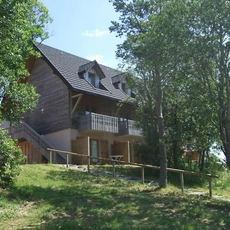 1ch-4pers Chez Aline Et Nico En Rez-de-jardin * Besse-et-Saint-Anastaise